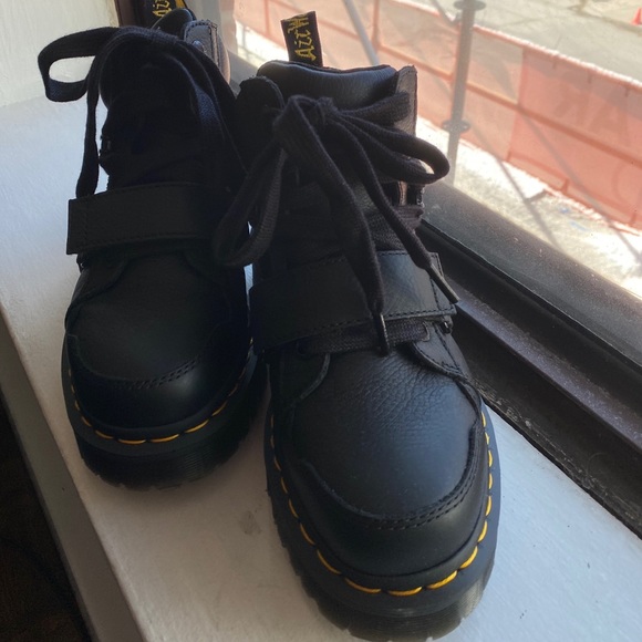 Toronto - Picture 3 of 6